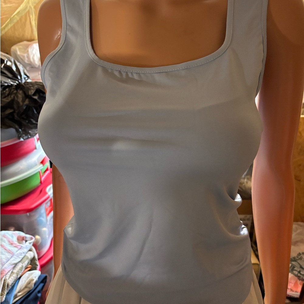 Women’s Light Blue Sleeveless Top Size 6M NWT